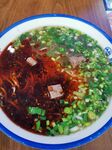 红油飘香的美味牛肉面