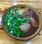 美味牛肉葱花面一碗