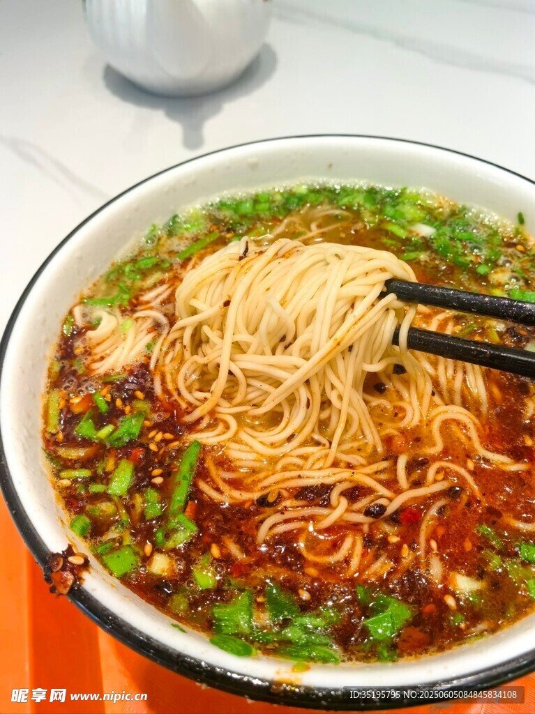 美味鲜香的特色面条
