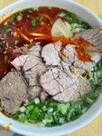 美味牛肉汤面诱人呈现