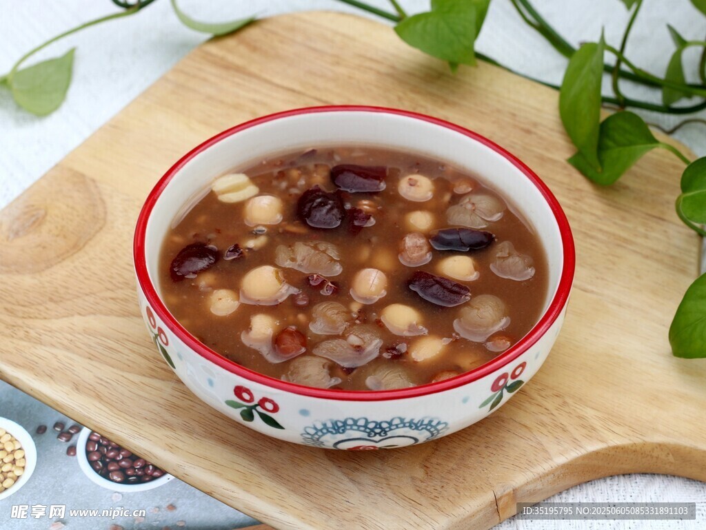美味营养的传统八宝粥