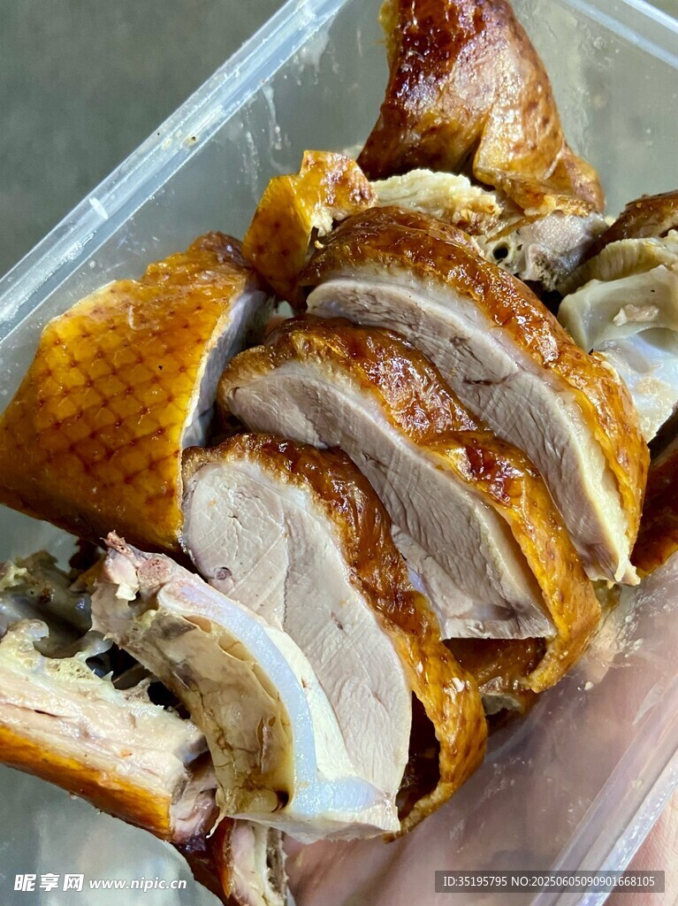 美味切片烤鸡诱人呈现