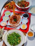 丰盛中式菜肴美食组合