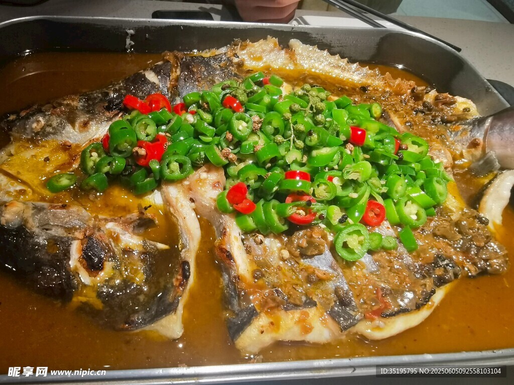 美味剁椒蒸鱼