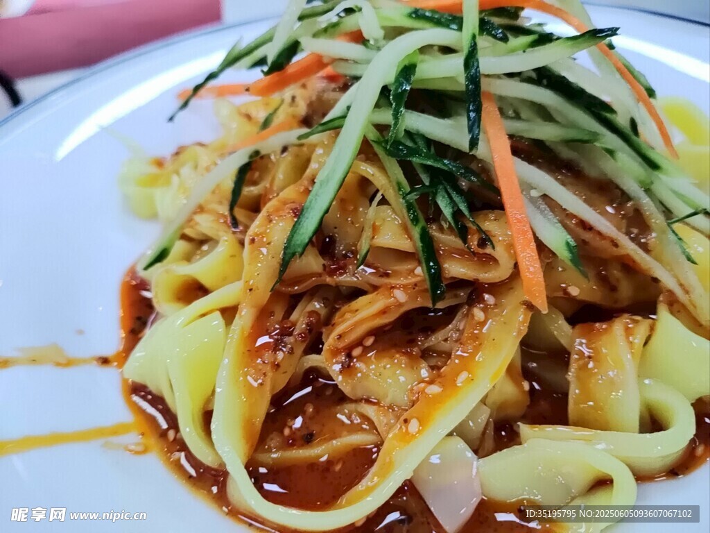 美味凉拌面