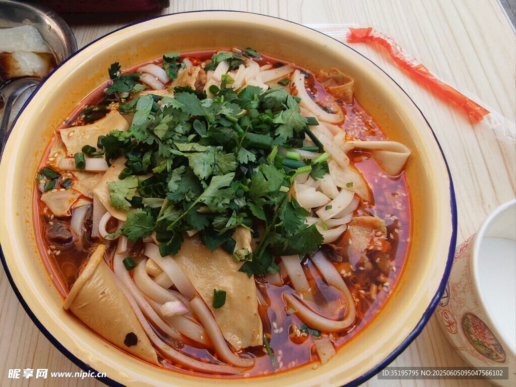 美味牛杂面 鲜香诱人