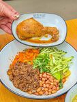 美味鸡腿饭套餐诱人呈现