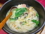 美味蔬菜肉丝面条一碗