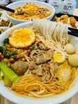 丰盛美味的特色面食套餐