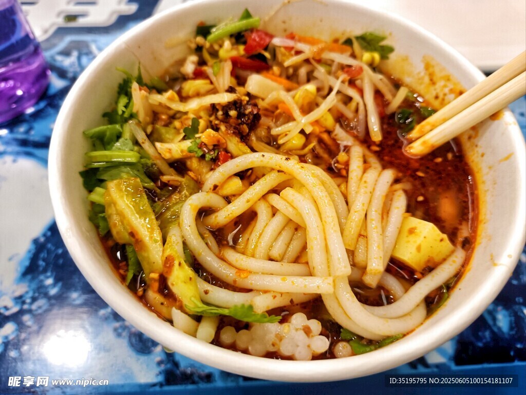 美味凉拌米线
