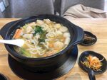 美味砂锅海鲜面
