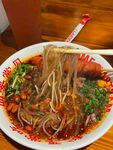 美味特色酸辣粉诱人呈现