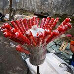 冰糖葫芦街头售卖场景