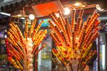 传统糖葫芦摊位展示