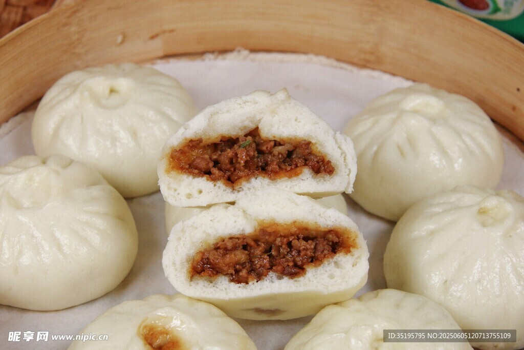 美味肉馅包子特写