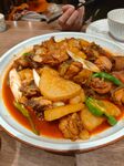 美味红烧鸡块大盘菜肴