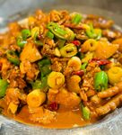 美味香辣炒鸡块