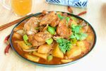 美味土豆烧排骨