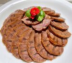 美味酱牛肉摆盘精致