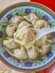 美味馄饨汤