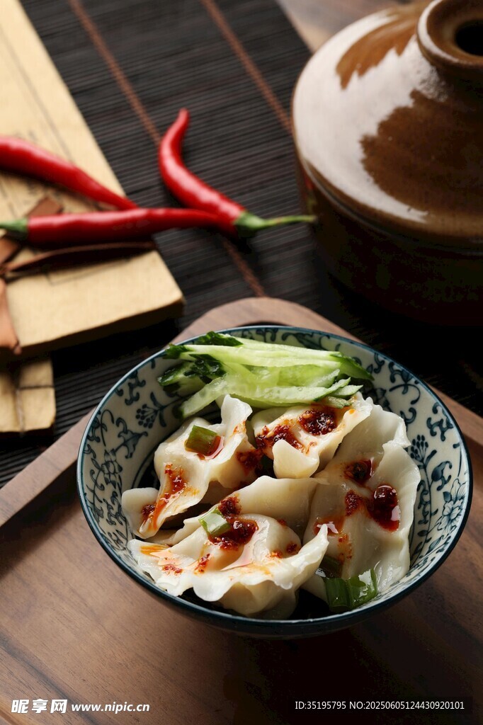 美味凉拌馄饨