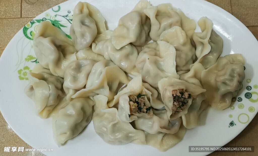 一盘美味饺子
