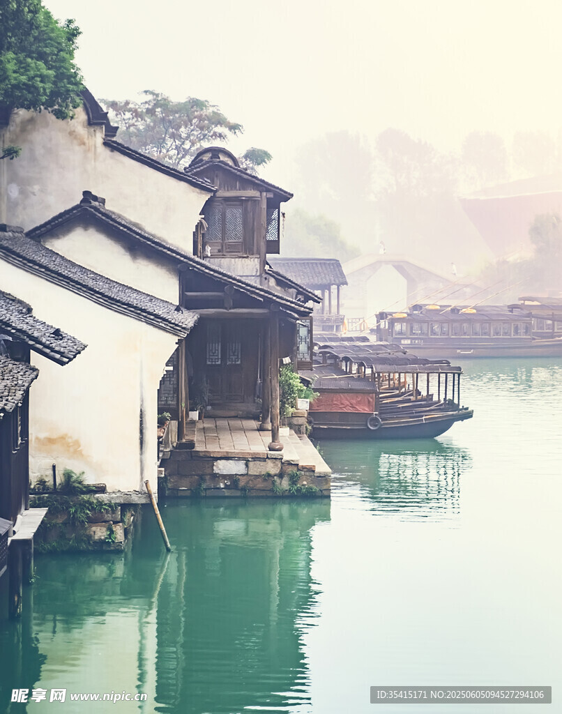 江南水乡古宅临水景致