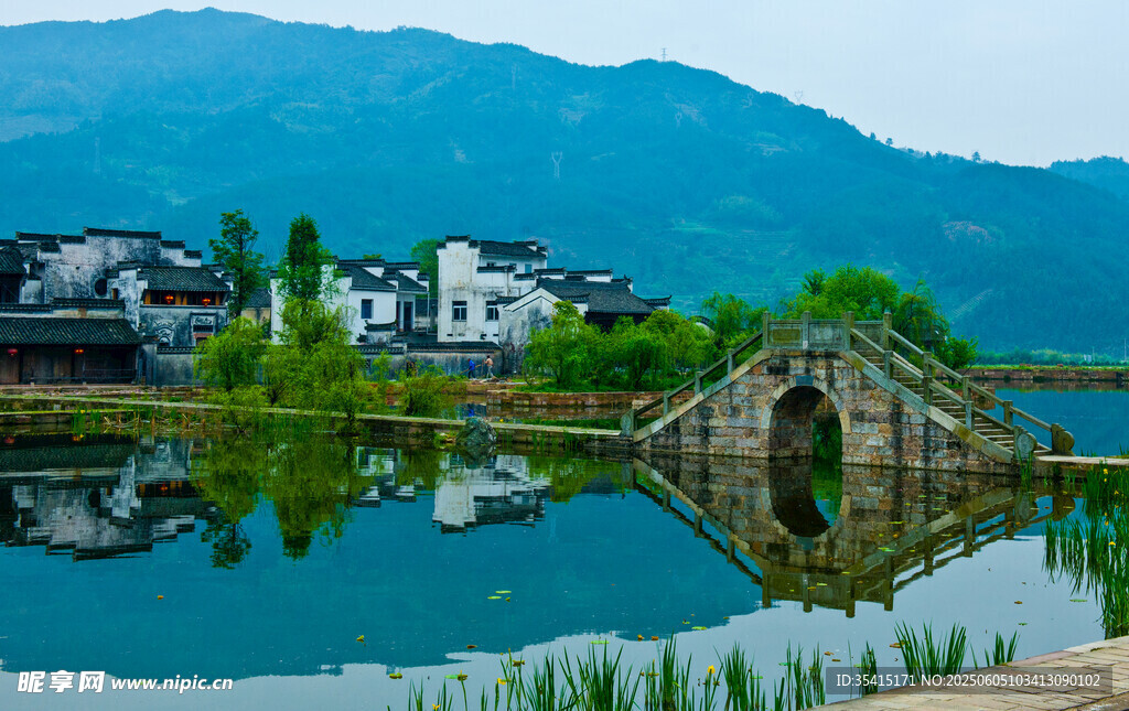 江南水乡石桥风景如画