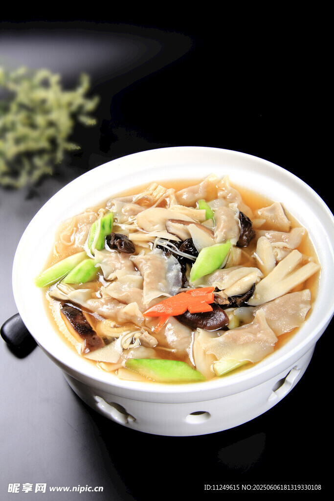 锅仔珍菌鱼皮角