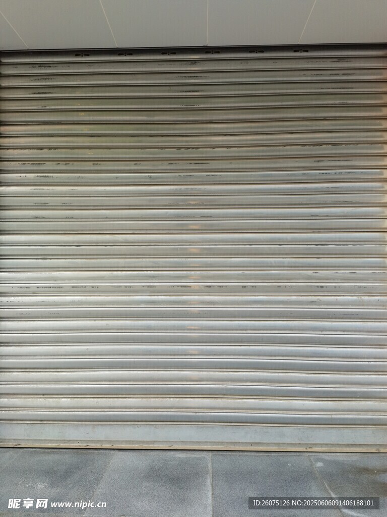 金属卷帘门