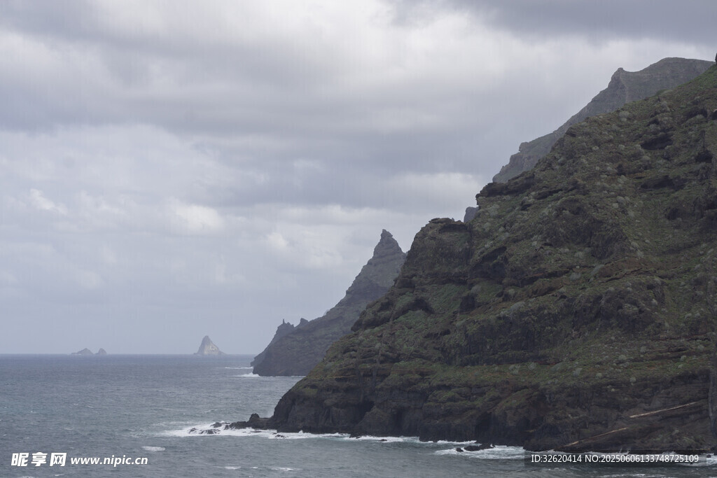 山峦 大海