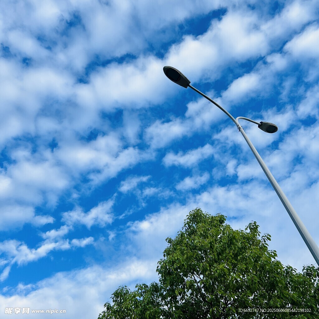 扎染的天空