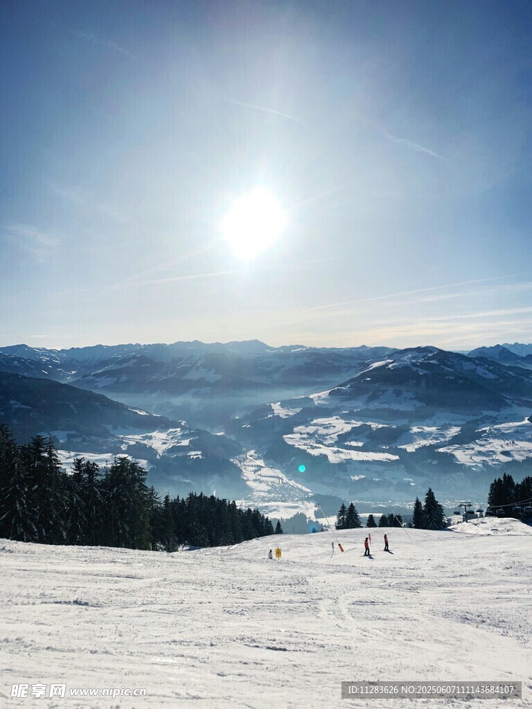 冬日雪山美景
