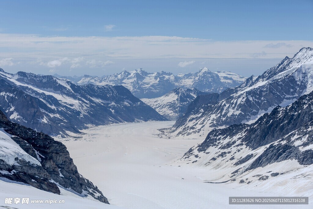 壮丽雪山冰川景观
