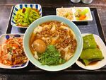 日式美食拼盘多样美味