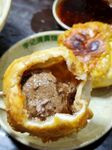 美味多汁的肉馅包子