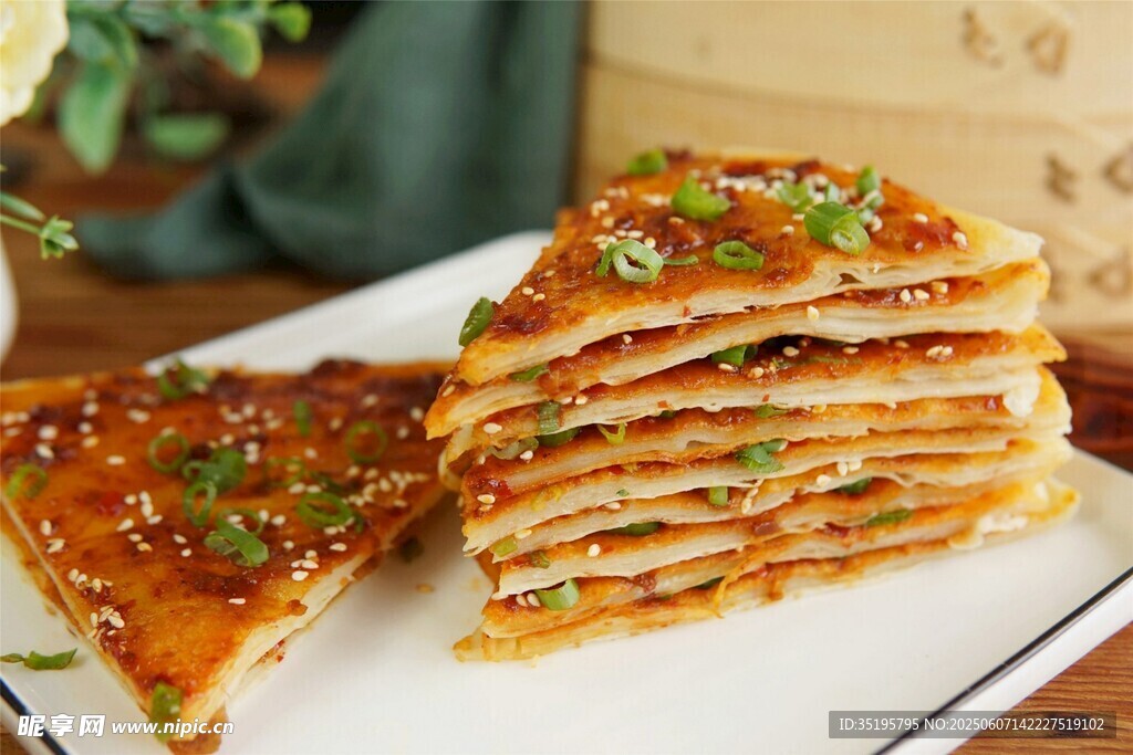 美味多层酱香饼诱人呈现