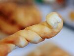 美味螺旋形面包棒