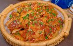 美味香煎豆腐摆于竹篮