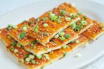 美味葱花芝麻酱香饼