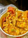 美味诱人的特色炸物拼盘