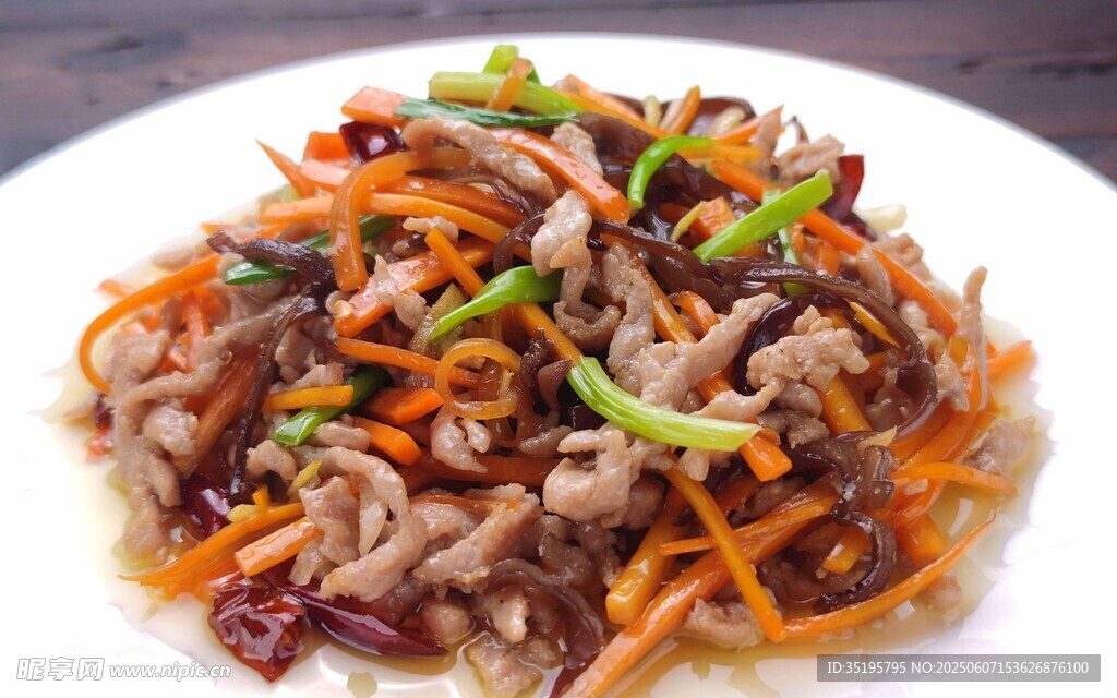 五彩肉丝小炒