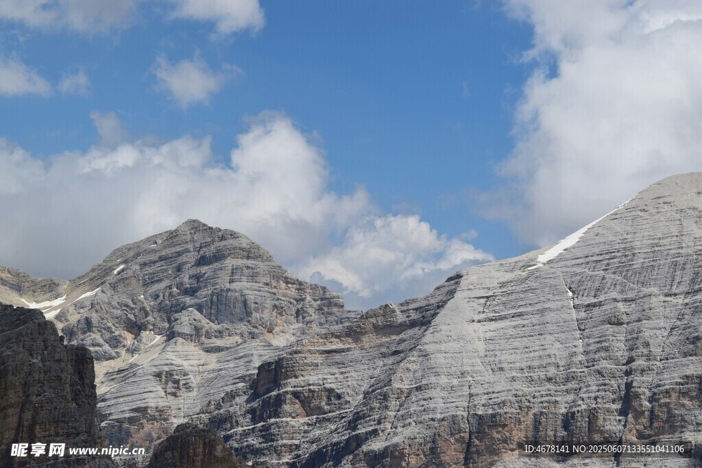 壮丽雪山美景