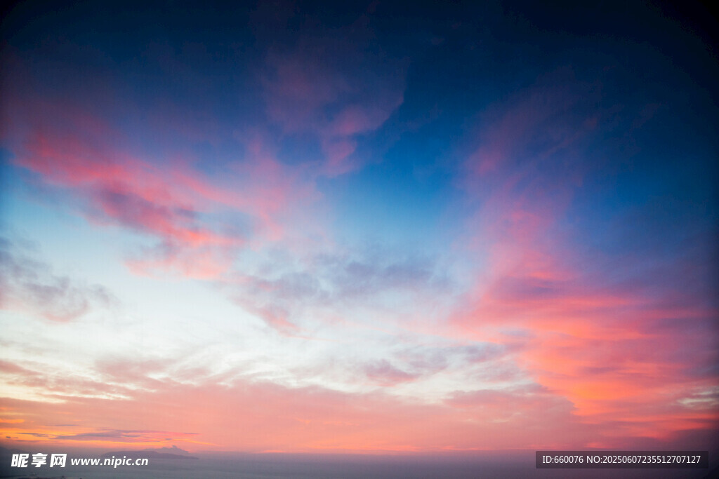 绚丽多彩的天空晚霞美景
