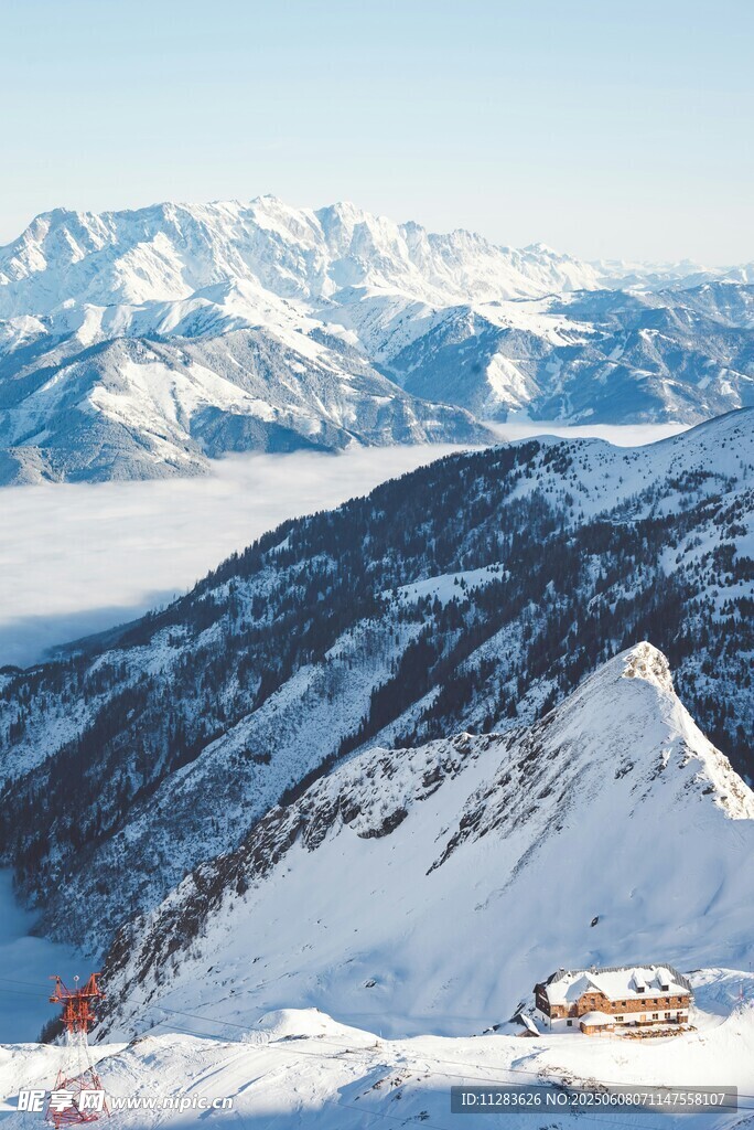 雪山壮丽美景