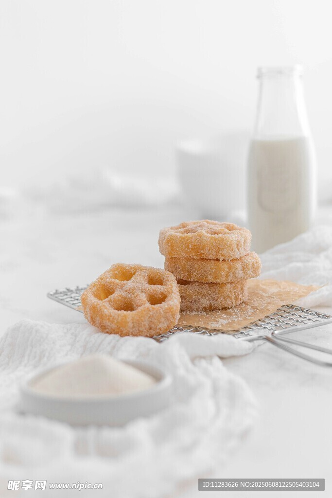 美味早餐点心与饮品组合