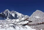 雪山壮丽景观