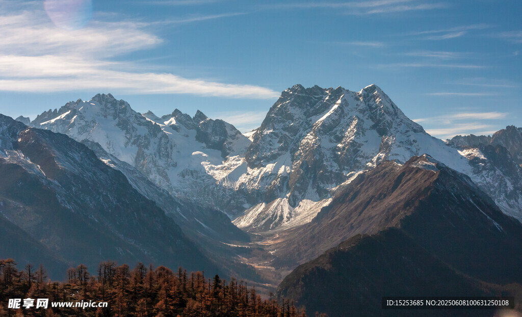 壮丽雪山美景