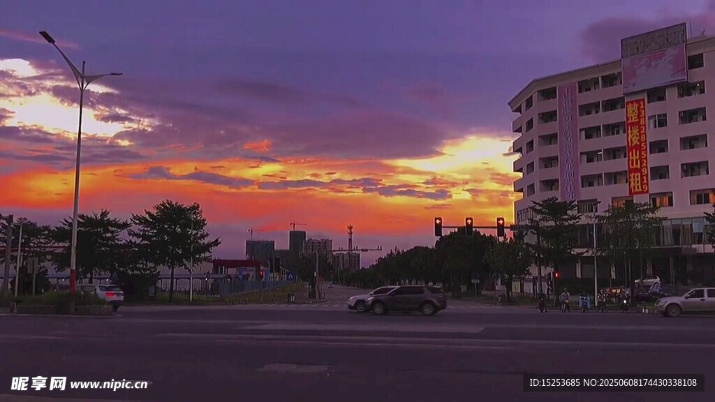 城市黄昏美景