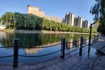 湖畔城市风光美景